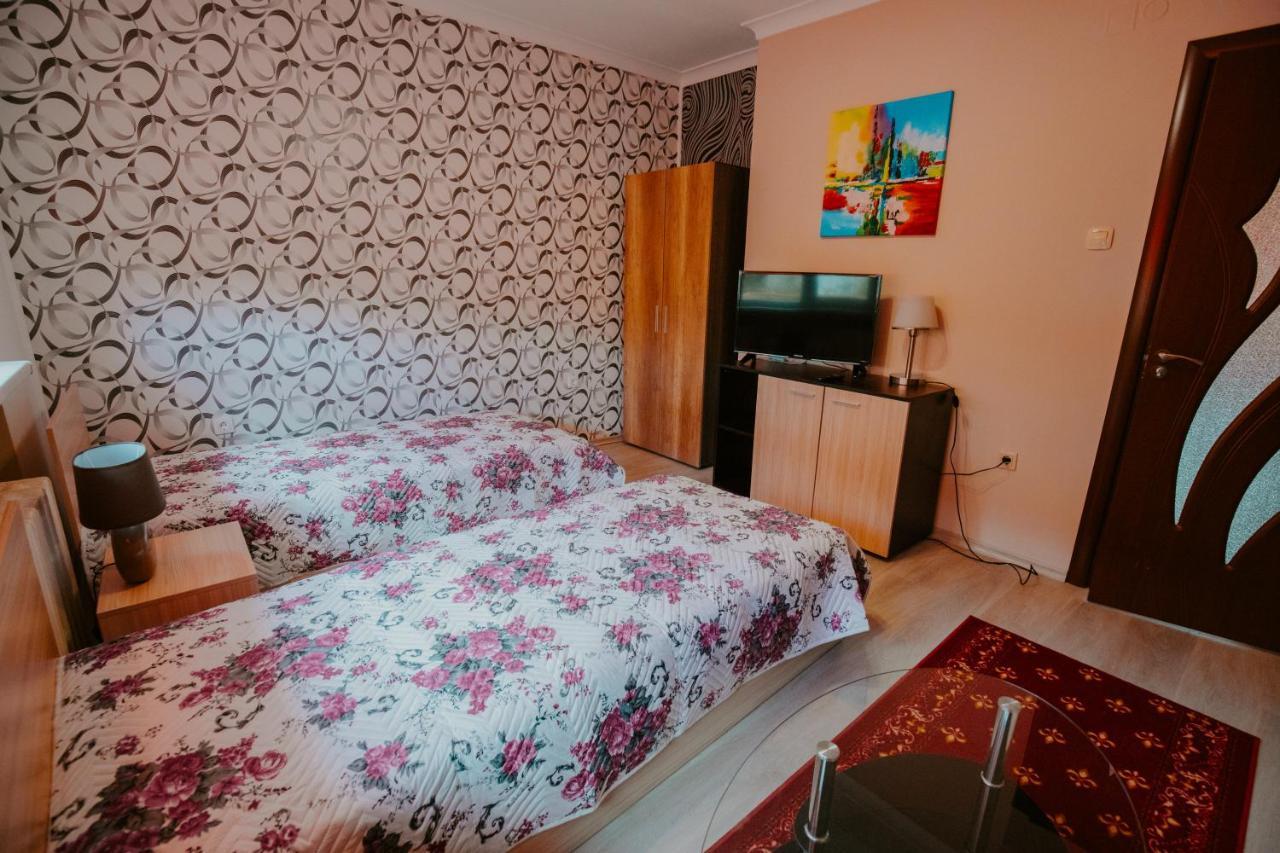 Dimitrovi Rooms Sofia Luaran gambar